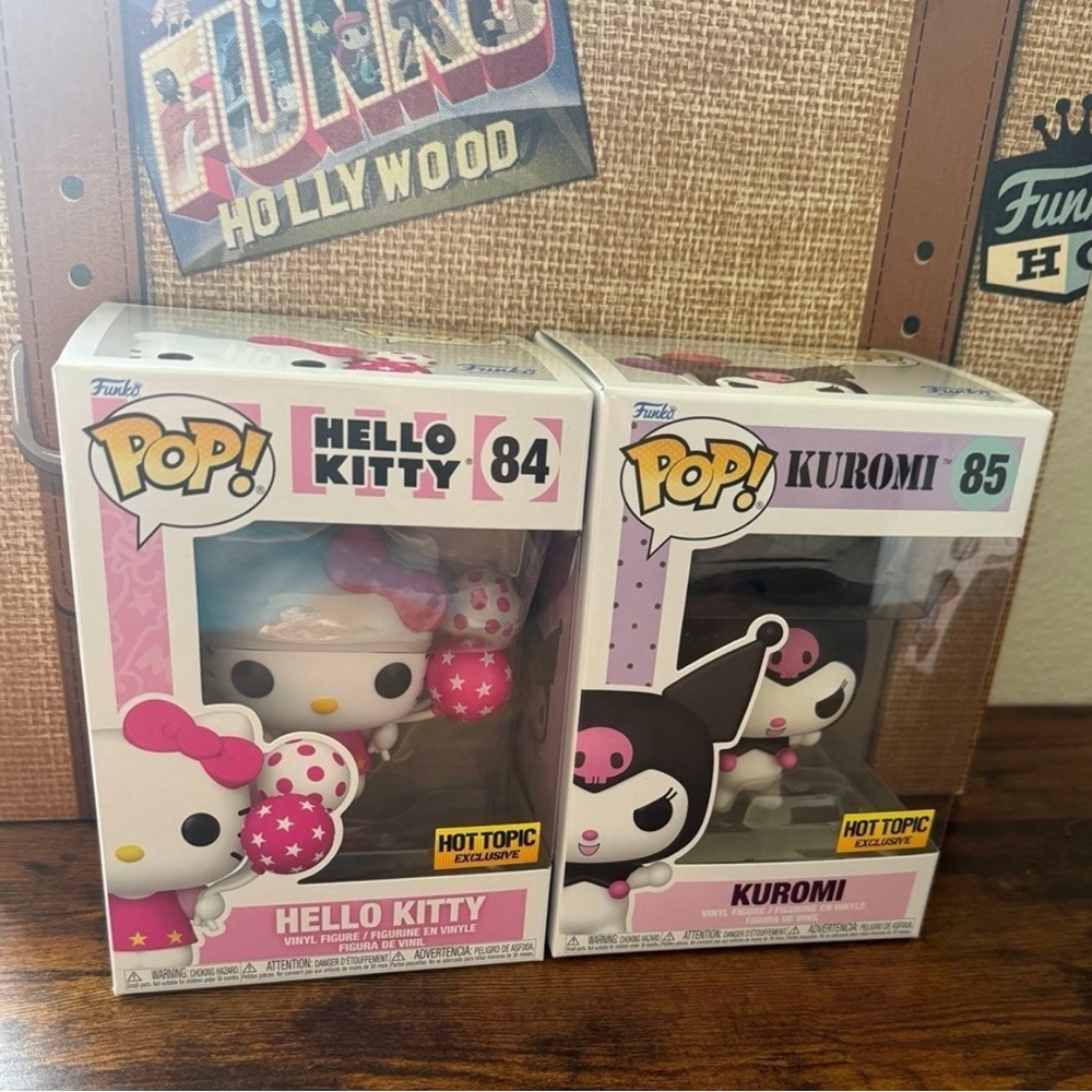 Funko Pop Hello Kitty #84 & Kuromi #85 With Balloons HT
Exclusive Funko Pop